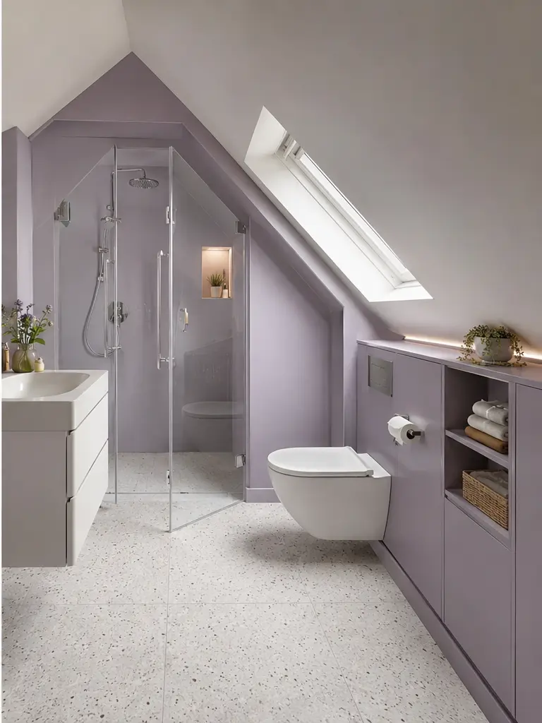4,8 m² — Salle de bain sous combles après aménagement