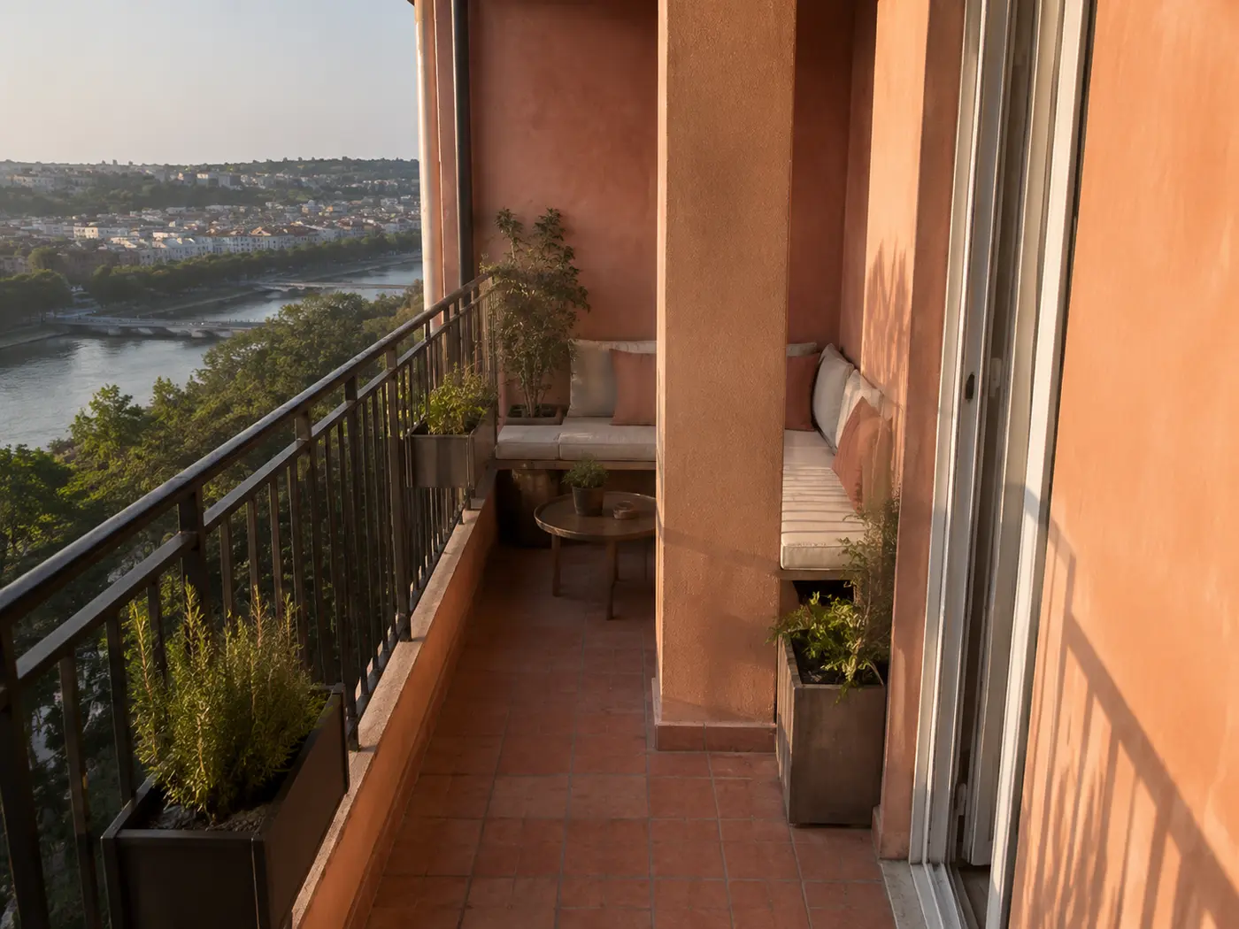Balcon en L aménagé en 3D